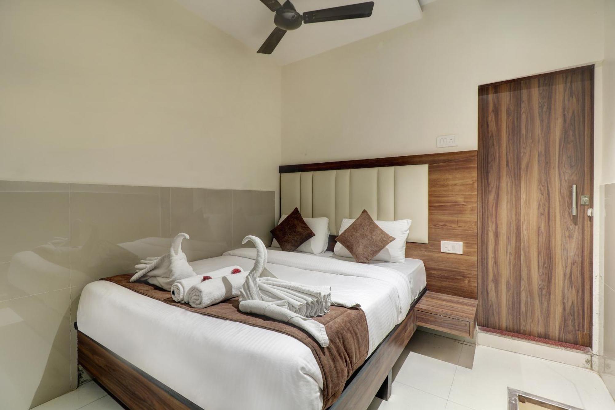 New Parimeet Residency Hotel Navi Mumbai Luaran gambar