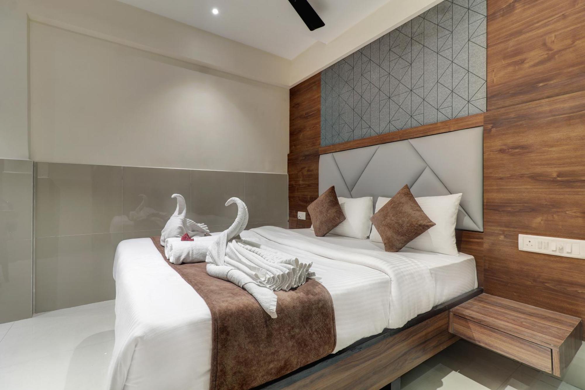 New Parimeet Residency Hotel Navi Mumbai Luaran gambar