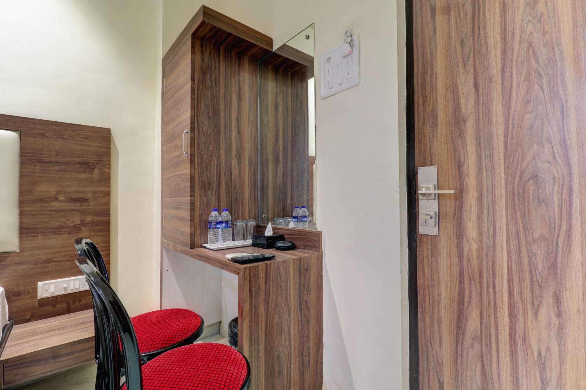 New Parimeet Residency Hotel Navi Mumbai Luaran gambar